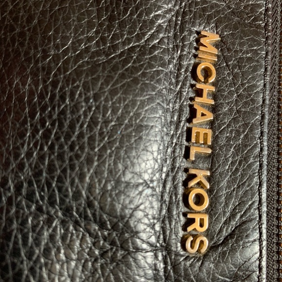 Michael Kors Crossbody Leather Handbag Purse - Picture 3 of 9